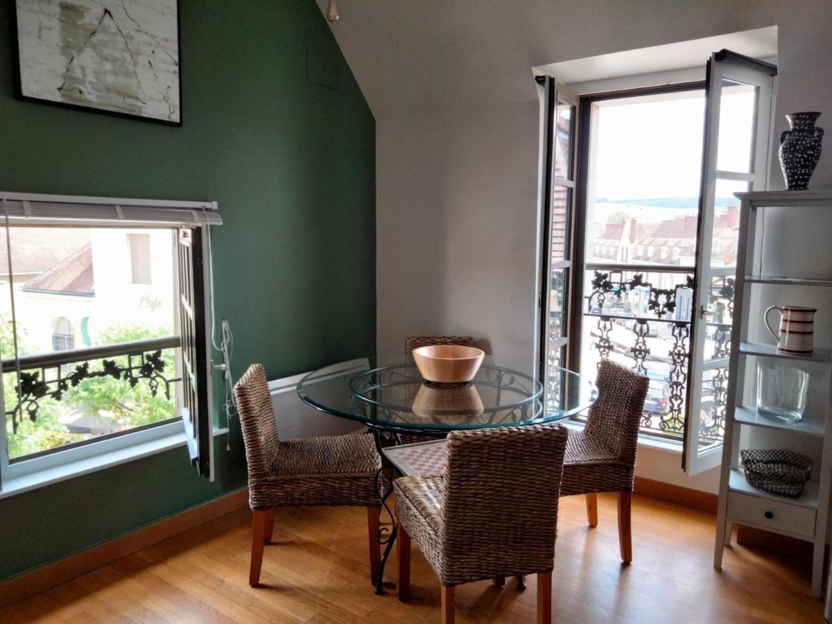 Les Appartements De Chablis Exterior foto