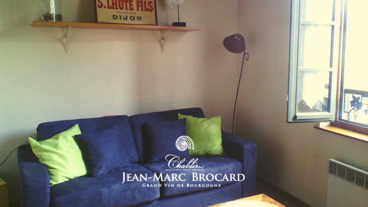Les Appartements De Chablis Exterior foto